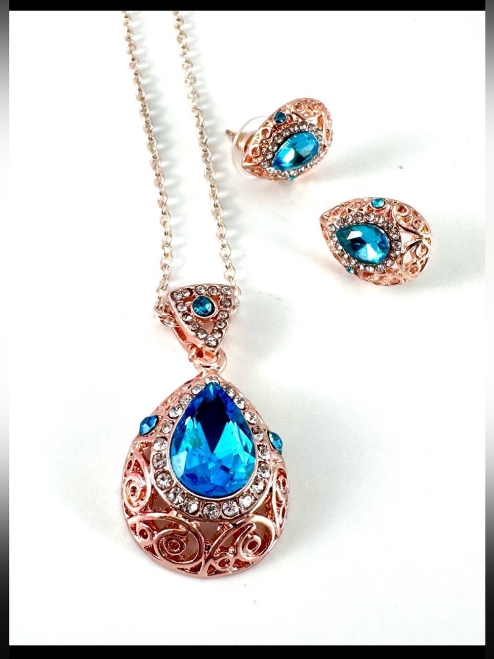 NWT Boho Rose Gold Teardrop Blue Crystal Jewelry Set Necklace Earrings